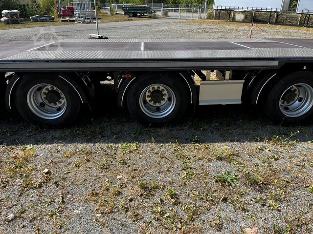 Open semitrailer Fliegl 3-Achs Jumbo Sattelauflieger Plateau