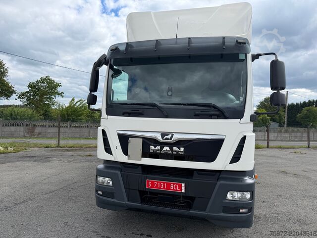 Box truck MAN TGM 19.290 19T EURO 6 FURGON