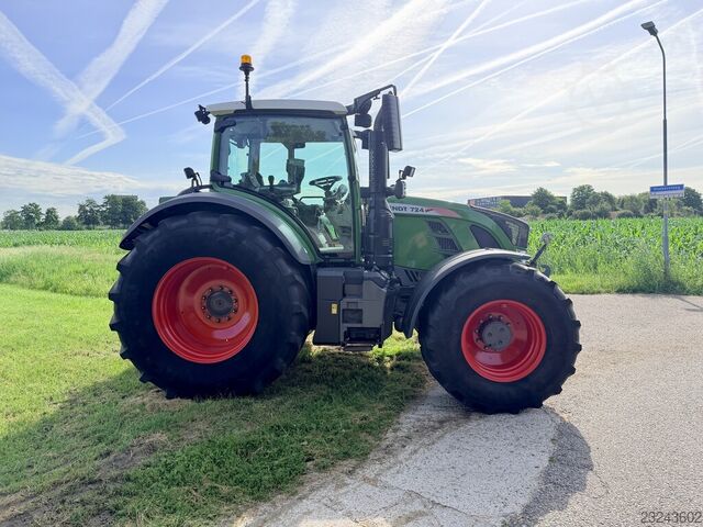 Fendt 724 S4 Profi FENDT 724 Profi S4