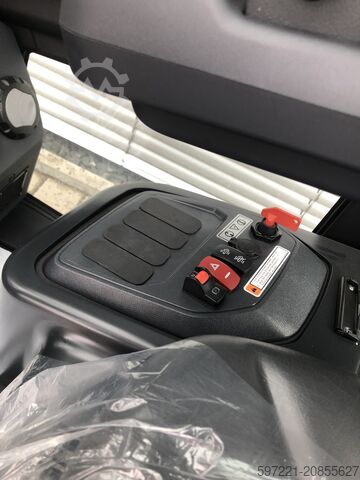 Diesel Forklifts Bobcat D25S-9 Dieselstapler Neugerät, super Finanzierung möglich (res. CP)