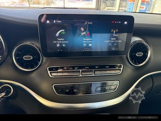 Minibus MERCEDES-BENZ V 300 d Edition 4MATIC kompakt AMG+DISTRONIC+AHK