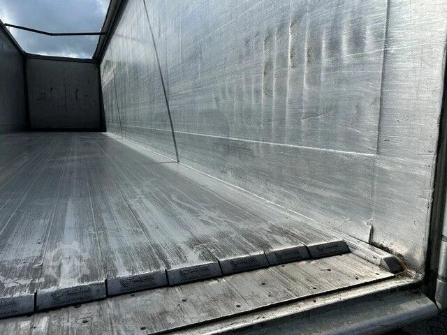 Moving floor Bulthuis TAWA01 - 92m3 Liftachse Agrar