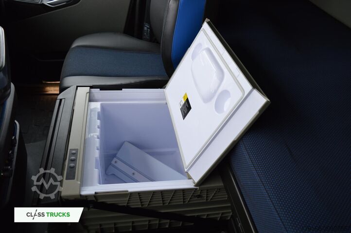 Standard tractor unit VOLVO FH 460 Globetrotter XL i-Save