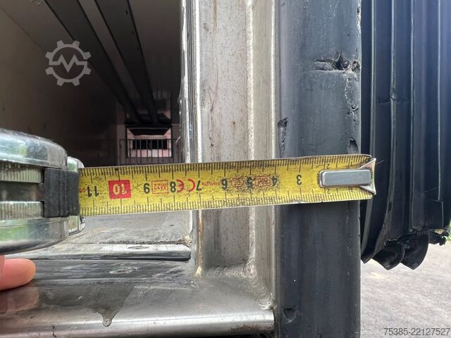 Refrigerated/frozen transport Chereau Full chassis 7cm walls