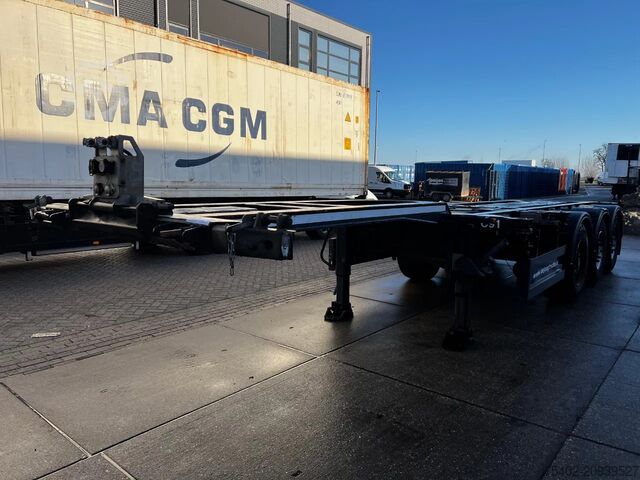 Container transport Renders Euro 800 3DFCST / Container Chassis / 45FT / 1x...