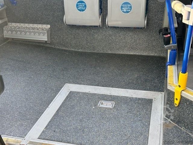 Minibus MERCEDES-BENZ MB 516 Sprinter City 65 KLIMA ATM ATG