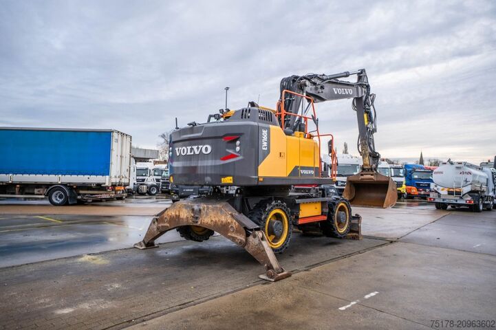Crawler excavator VOLVO EW160E
