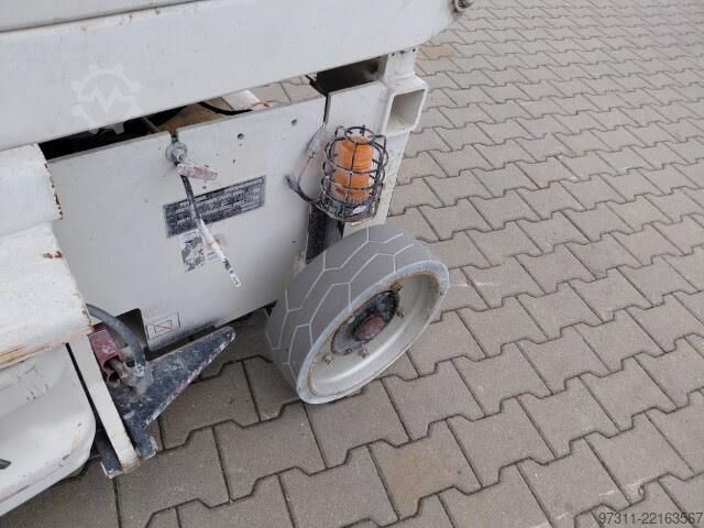 Scissor lift JLG 2646ES