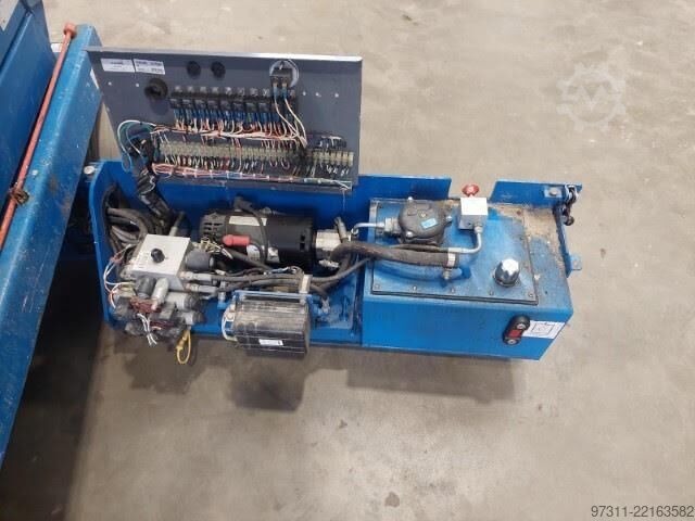 Scissor lift SkyJack SJIII 3226