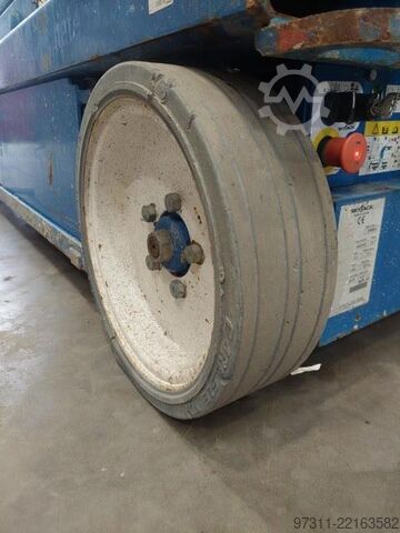 Scissor lift SkyJack SJIII 3226
