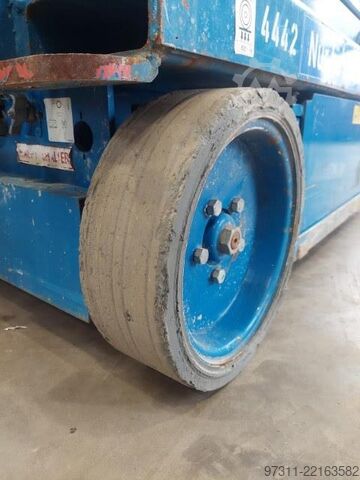 Scissor lift SkyJack SJIII 3226
