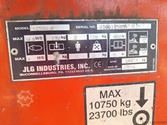 Gelenkteleskoparbeitsbühne JLG 1250AJP