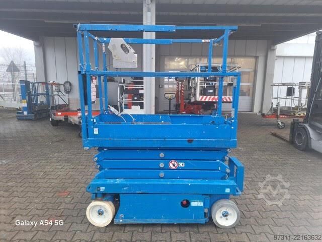 Scissor lift SkyJack SJIII 3219