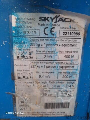 Scissor lift SkyJack SJIII 3219