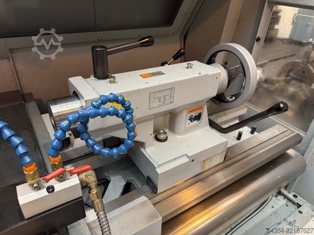 Spitzenbänkedrehmaschine mit Bettlücke XYZ Proturn RLX425