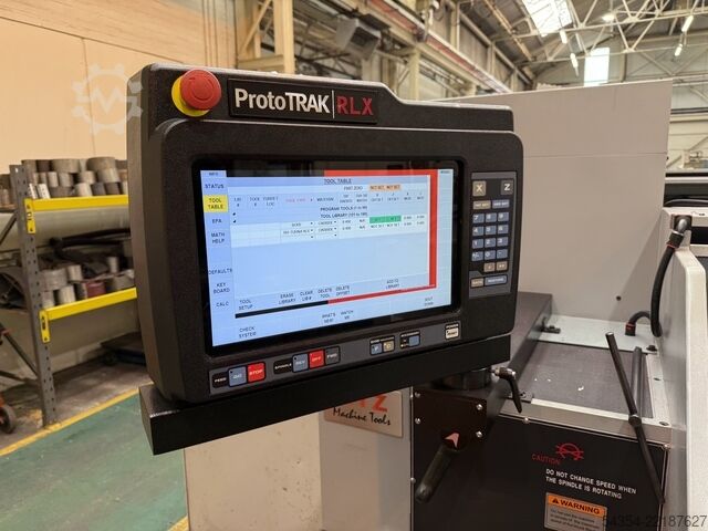 Spitzenbänkedrehmaschine mit Bettlücke XYZ Proturn RLX425