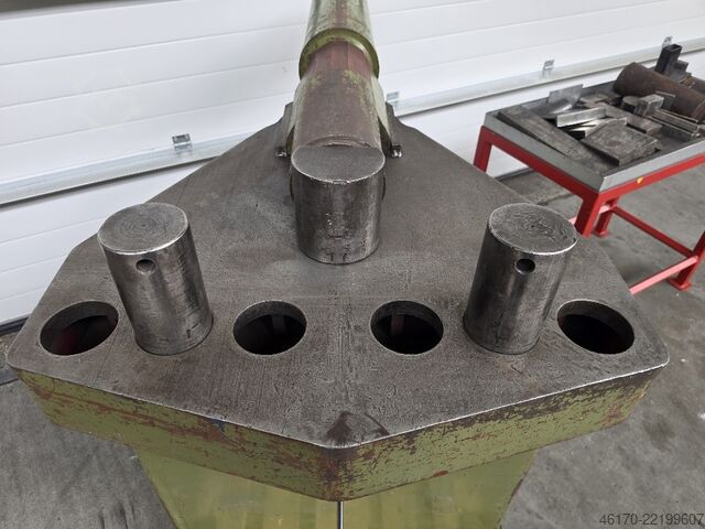 Bending machine Amga BP 40