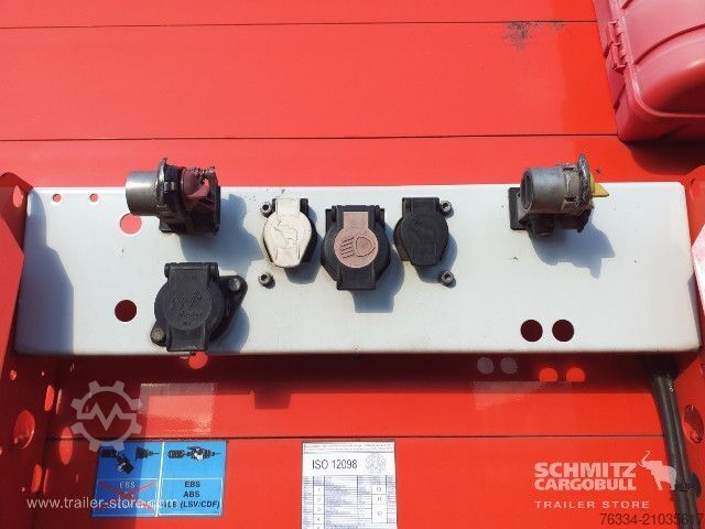 Auflieger mit Pritsche & Plane Schmitz Cargobull Semitrailer Curtainsider Standard