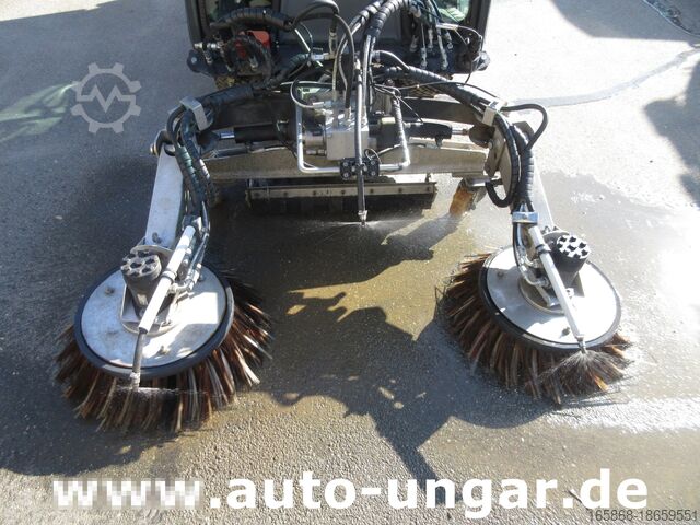 Kehrmaschine Holder X40 / X45 Baujahr 2017 Knicklenkung Kehr