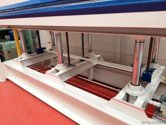 Furnierpresse ORMAMACCHINE NPC/3000S