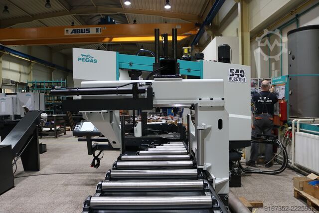 Bandsäge für Metall mit Manipulationslinie PEGAS-GONDA 540 Horizont X-CNC - cutting line XY