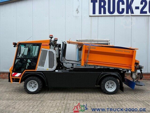 High top van Hansa Hansa AZP 1003L Winterdienst-Streuer + Schild