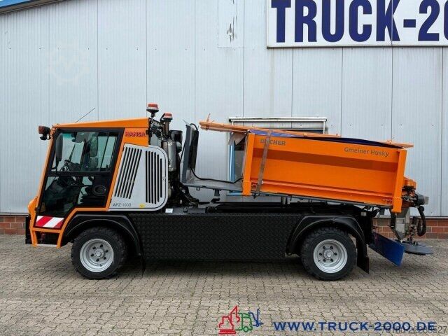 High top van Multicar Hansa AZP 1003L Winter + Streuer + Schild