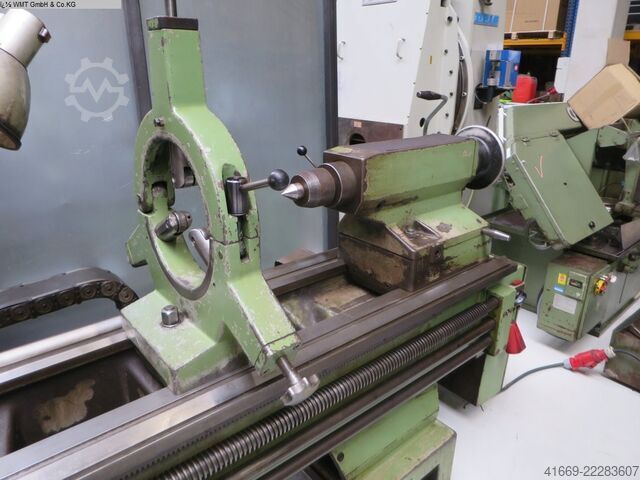 Leit- und Zugspindeldrehmaschine VDF Boehringer M 670