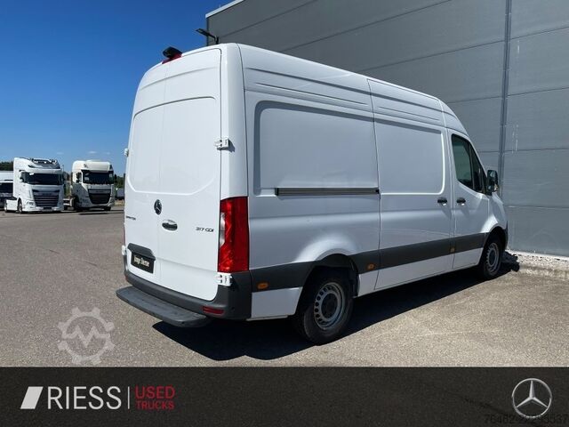 High top van MERCEDES-BENZ Sprinter 317 CDI KA/PRO/L2H2/3665/MBUX/KLIMA/KAM
