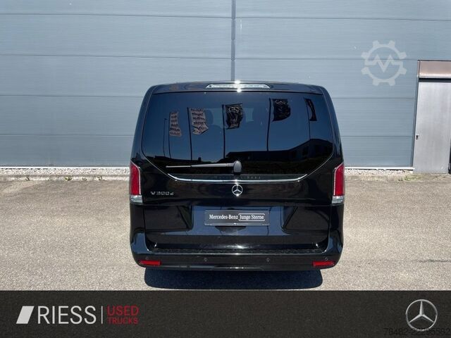 Minibus MERCEDES-BENZ V 300 d AVANTGARDE/EXTRALANG/NAVI/ELEKT.TÜREN/36