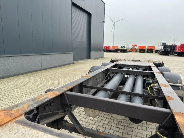 Container transportation Burg 20FT ADR (EX/II, EX/III, FL, AT) Chassis, Leerg...