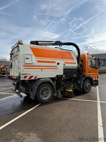 Kehrmaschine Bucher - GMeiner - Giletta VT 651 Dual HD