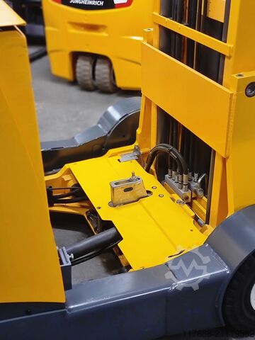 Schubmaststapler Jungheinrich ETV C20 - Out&-Indoor - Service Neu - Batterie 80%