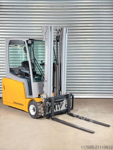 Elektro 4-Rad Jungheinrich EFG 220 - Service Neu - Batterie 82% Garantie