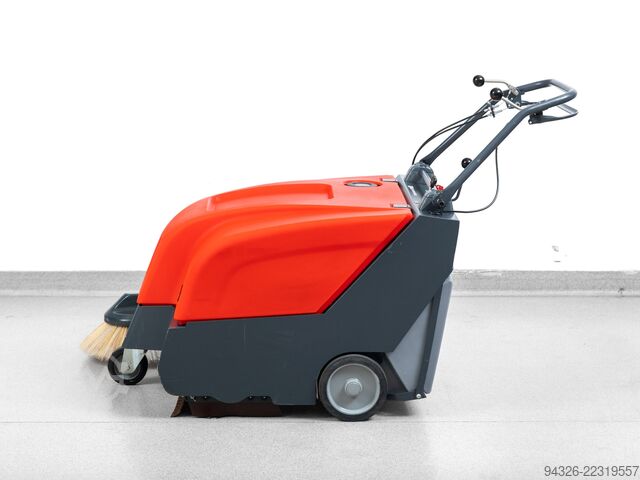 Hako Sweepmaster B800 NEUE BATTERIEN Hako Sweepmaster B800 - 2023y - NEW BAATERIES