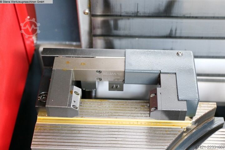 Machining Center - Universal DECKEL MAHO DMU 60 monoBLOCK 863