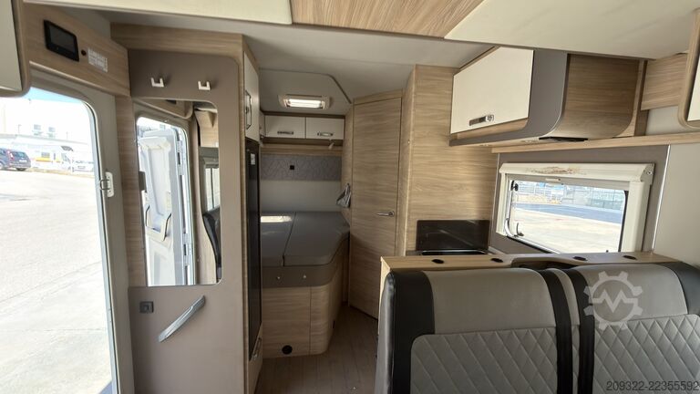 Teilintegriertes Wohnmobil Fiat Ducato Weinsberg Carasuite 2024 | Cambio automatico | 5 posti letto