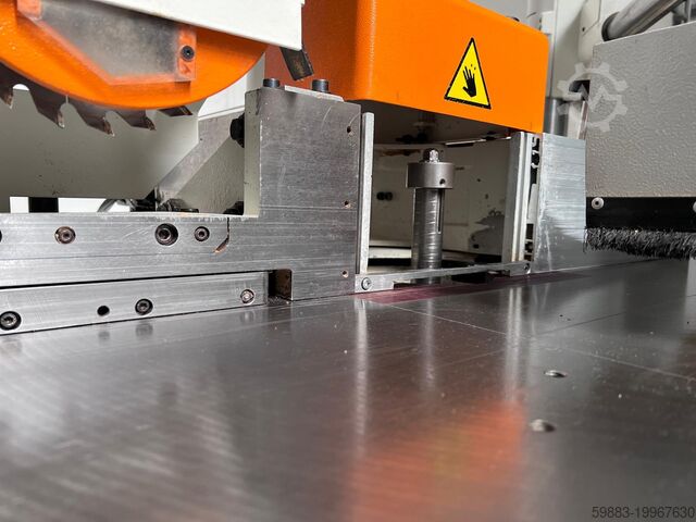 Bench milling machine SCM T130E