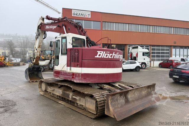 Kettenbagger Caterpillar CATERPILLAR | 321C Oilquick 1x Schaufeln