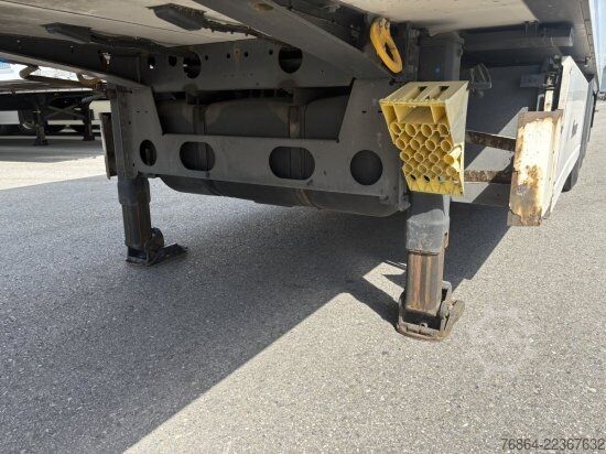 Low loader semitrailer KRONE KüHLAUFLIEGER,  THERMO KING SLXI 400, DOPPELSTOCK, SAF-ACHSEN