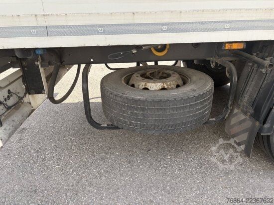 Low loader semitrailer KRONE KüHLAUFLIEGER,  THERMO KING SLXI 400, DOPPELSTOCK, SAF-ACHSEN