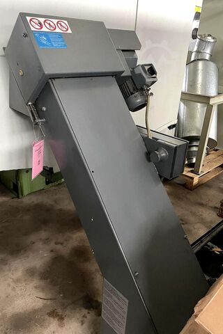 Vertikales Bearbeitungszentrum CHIRON FZ 18 L