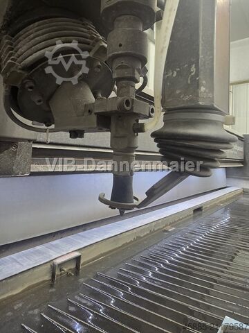 Wasserstrahlschneidanlage STM 2030 PremiumCut 3D-68