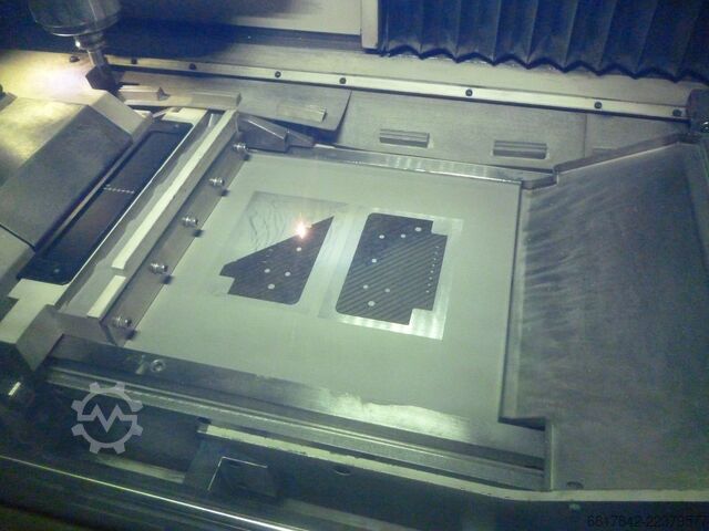 Hybrid additive machining center Matsuura LUMEX Avance-25