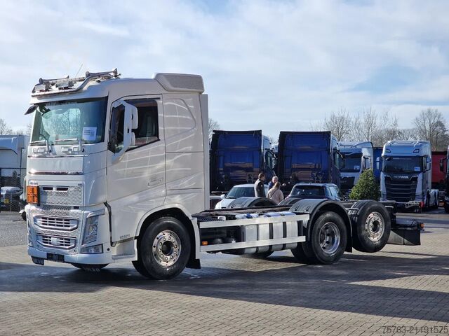 Fahrgestell mit Fahrerhaus Volvo FH 13.540 6x2*4 Chassis - Low KM - ADR - Full a...