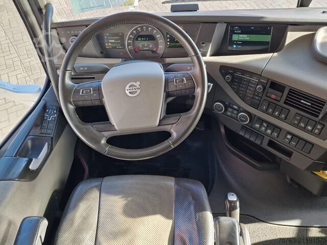 Fahrgestell mit Fahrerhaus Volvo FH 13.540 6x2*4 Chassis - Low KM - ADR - Full a...
