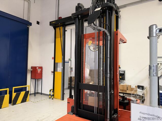 Manual stacker BT OME 100E