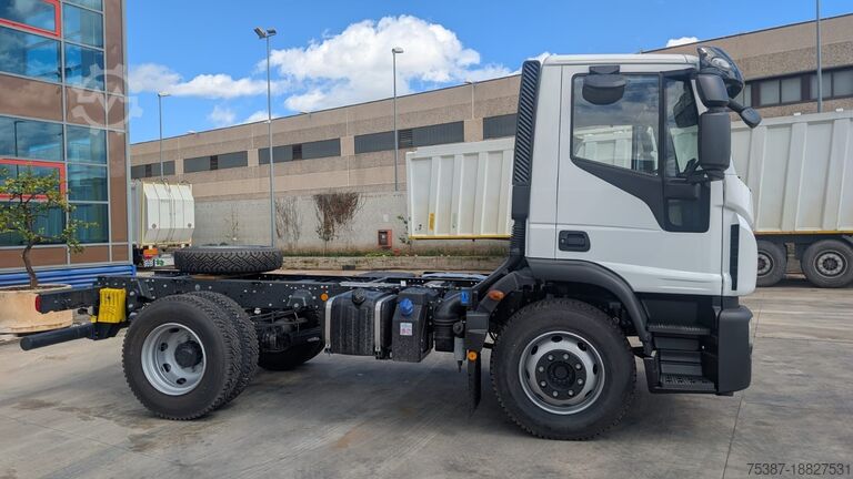 Truck chassis IVECO Eurocargo