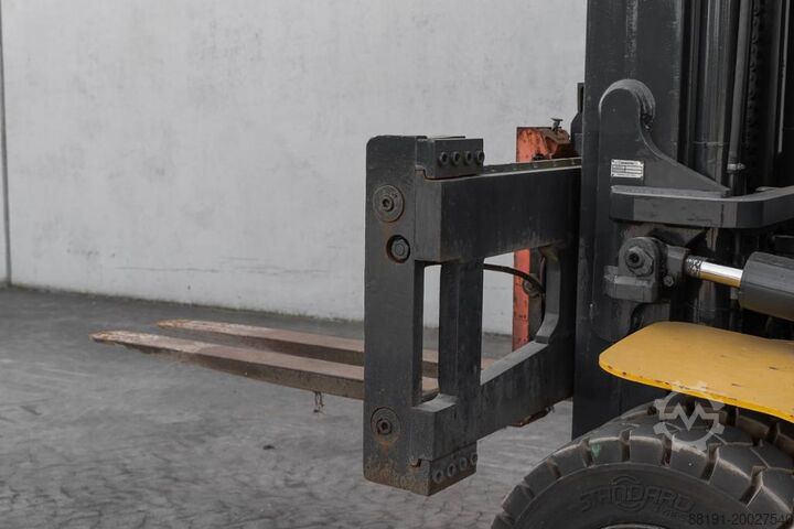 Forklift Komatsu FD 80-10