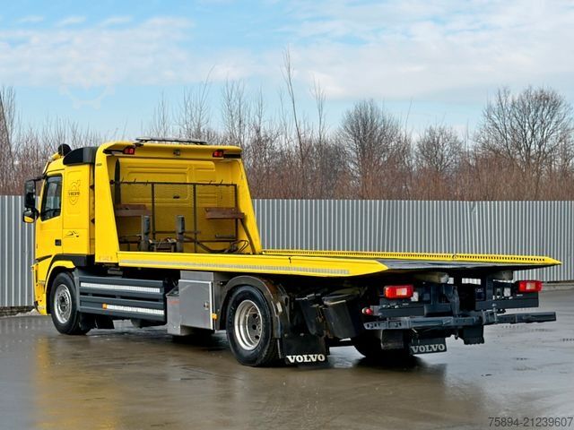 Abschleppwagen VOLVO FM 330 * ABSCHLEPPWAGEN 6,00 m * TOPZUSTAND